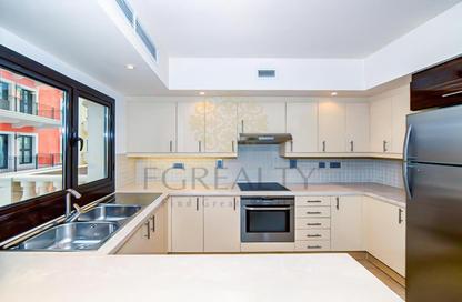 Apartment - 3 Bedrooms - 4 Bathrooms for sale in Carnaval - Qanat Quartier - The Pearl Island - Doha