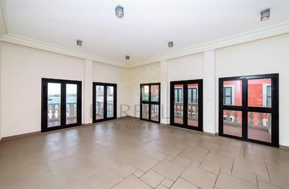 Apartment - 3 Bedrooms - 4 Bathrooms for sale in Carnaval - Qanat Quartier - The Pearl Island - Doha Apartment - 3 Bedrooms - 4 Bathrooms for sale in Carnaval - Qanat Quartier - The Pearl Island - Doha