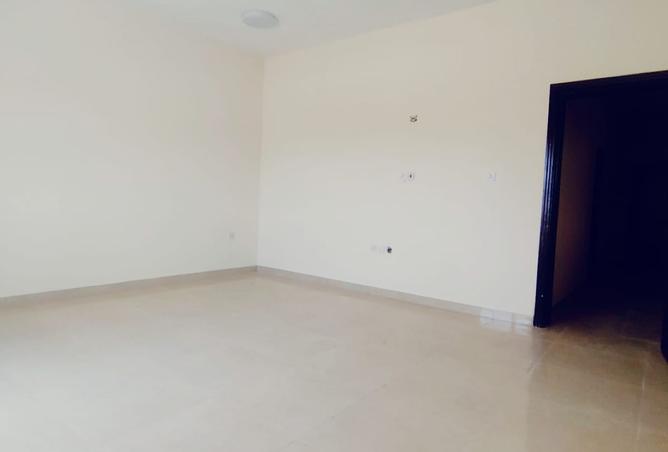 1006213 - Property Image 2