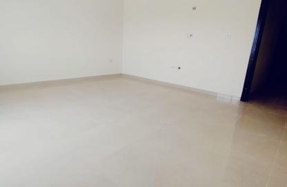 Villa - Studio - 1 Bathroom for rent in Bin Omran - Fereej Bin Omran - Doha