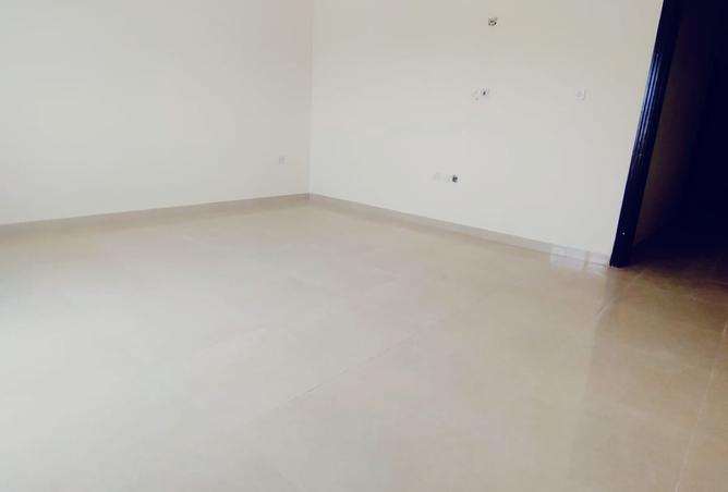 1006213 - Property Image 3