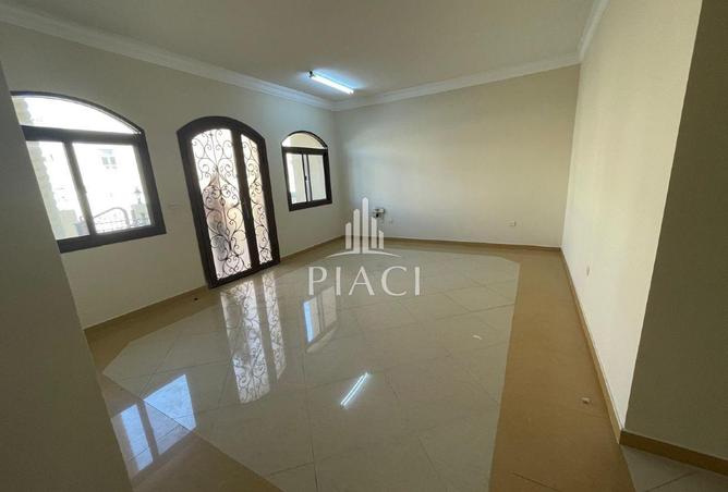 57835341 - Property Main Image