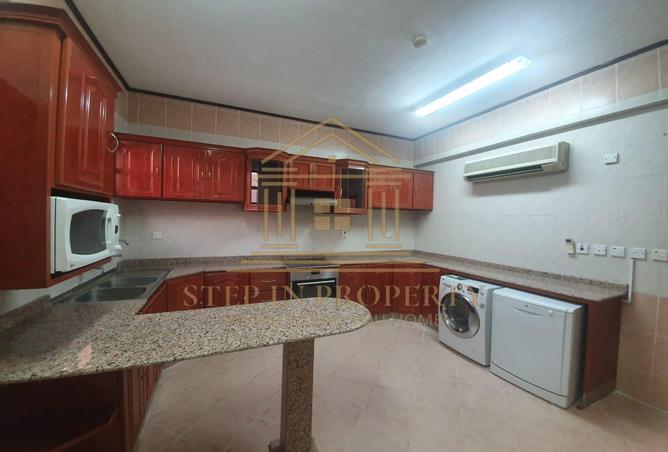 52640284 - Property Image 2