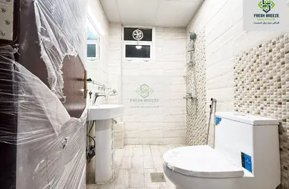 Apartment - 3 Bedrooms - 2 Bathrooms for rent in Najma - Doha