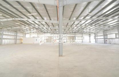 Warehouse - Studio - 1 Bathroom for rent in East Industrial Street - Birkat Al Awamer - Al Wakra