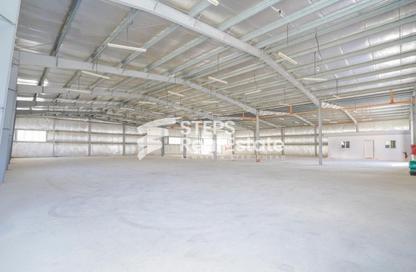 Warehouse - Studio - 1 Bathroom for rent in East Industrial Street - Birkat Al Awamer - Al Wakra