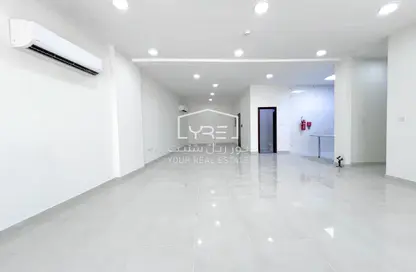 Apartment - 3 Bedrooms - 3 Bathrooms for rent in Al Waab Street - Al Waab - Doha