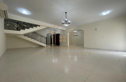 Villa - 5 Bedrooms - 4 Bathrooms for rent in Bu Hamour Street - Abu Hamour - Doha