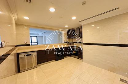 Apartment - 1 Bedroom - 2 Bathrooms for rent in East Porto Drive - Porto Arabia - The Pearl Island - Doha