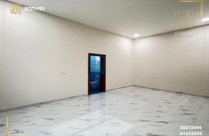 Villa - 7+ Bedrooms - 7+ Bathrooms for rent in Izghawa - Izghawa - Doha