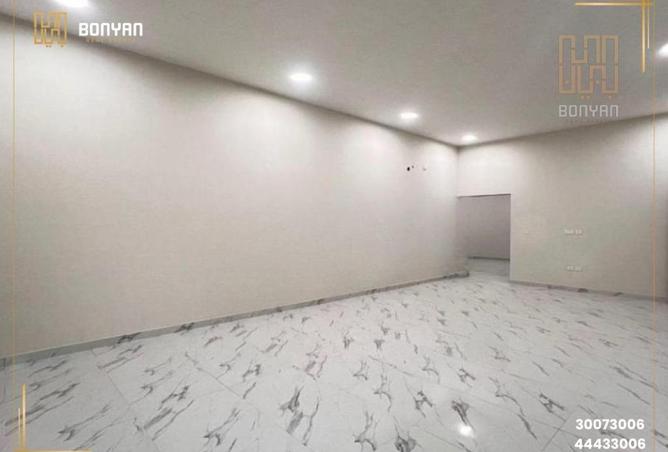 1005650 - Property Image 3