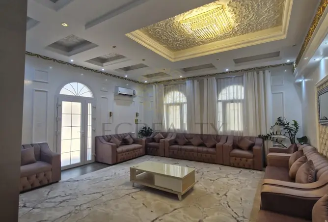 64420008 - Property Image 2