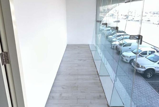 982808 - Property Image 3