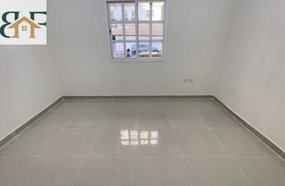 Apartment - 2 Bedrooms - 2 Bathrooms for rent in Al Mansoura - Al Mansoura - Doha