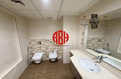 Apartment - 1 Bedroom - 1 Bathroom for rent in Lusail Marina Heights - Marina District - Lusail