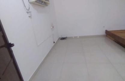 Penthouse - 1 Bedroom - 1 Bathroom for rent in Al Aziziyah - Al Aziziyah - Doha