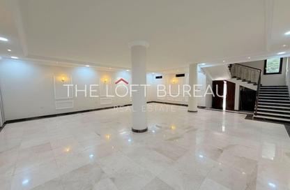 Villa - 5 Bedrooms - 7 Bathrooms for rent in East Gate - West Bay Lagoon - Doha