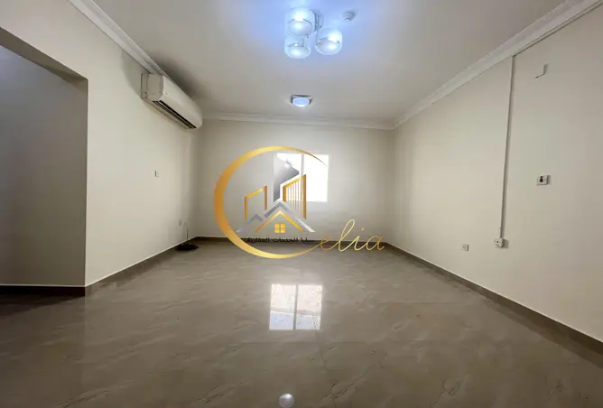 55781829 - Property Image 3