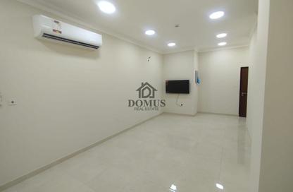 Apartment - 1 Bedroom - 1 Bathroom for rent in Al Nasr Street - Al Nasr - Doha