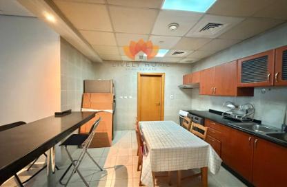 Apartment - 2 Bedrooms - 4 Bathrooms for rent in Zig Zag Tower B - Zig Zag Towers - West Bay - Doha