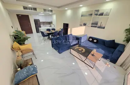 Apartment - 2 Bedrooms - 2 Bathrooms for rent in City Avenue Building C - City Avenue - Al Erkyah City - Lusail