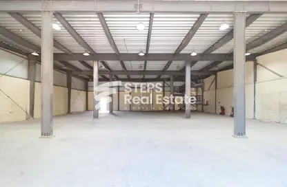 Warehouse - Studio for rent in Industrial Area 4 - Industrial Area - Industrial Area - Doha