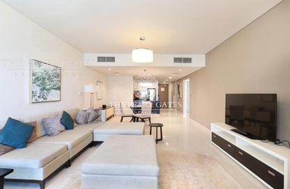 Apartment - 2 Bedrooms - 3 Bathrooms for sale in Lusail Residence - Marina District - Lusail