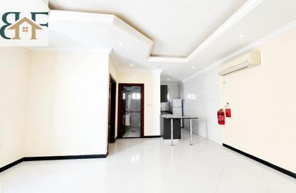 Apartment - 1 Bedroom - 1 Bathroom for rent in Umm Ghwailina Comm - Umm Ghuwalina - Umm Ghuwailina - Doha Apartment - 1 Bedroom - 1 Bathroom for rent in Umm Ghwailina Comm - Umm Ghuwalina - Umm Ghuwailina - Doha