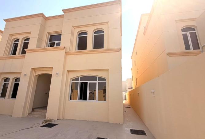 60725308 - Property Main Image