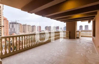 Apartment - 3 Bedrooms - 4 Bathrooms for rent in West Porto Drive - Porto Arabia - The Pearl Island - Doha