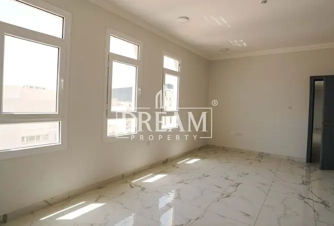58042925 - Property Image 3
