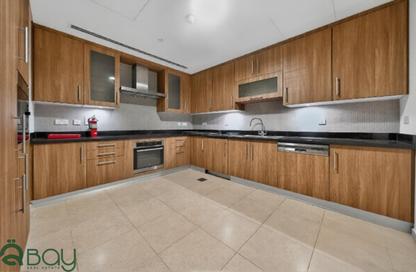Apartment - 2 Bedrooms - 3 Bathrooms for sale in Viva West - Viva Bahriyah - The Pearl Island - Doha