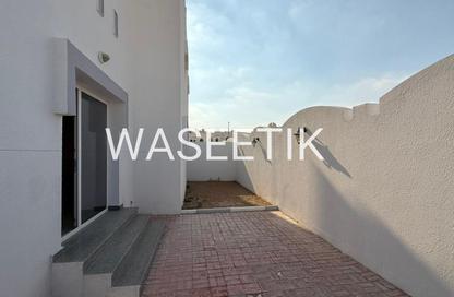 Villa - 4 Bedrooms - 3 Bathrooms for rent in Ain Khaled - Doha