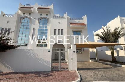 Villa - 4 Bedrooms - 3 Bathrooms for rent in Ain Khaled - Doha