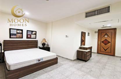 Apartment - Studio - 1 Bathroom for rent in Al Aqaria Tower - Old Salata - Salata - Doha