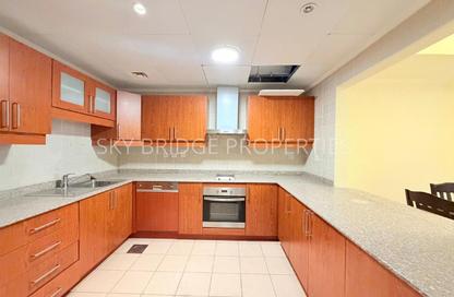 Apartment - 1 Bedroom - 2 Bathrooms for rent in West Porto Drive - Porto Arabia - The Pearl Island - Doha