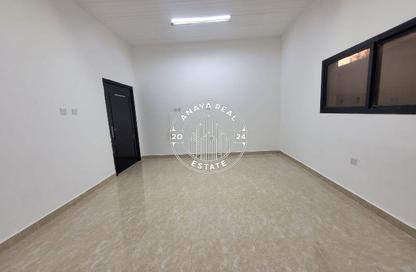 Villa - Studio - 1 for rent in Al Aziziyah - Al Aziziyah - Doha