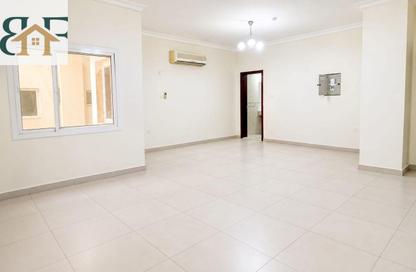 Apartment - 2 - 2 for rent in Al Mansoura - Al Mansoura - Doha