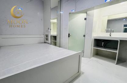 Apartment - Studio - 1 Bathroom for rent in Umm Ghwailina Comm - Umm Ghuwalina - Umm Ghuwailina - Doha