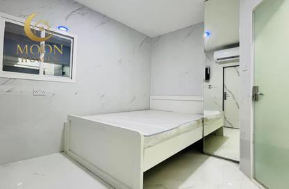 Apartment - Studio - 1 Bathroom for rent in Umm Ghwailina Comm - Umm Ghuwalina - Umm Ghuwailina - Doha