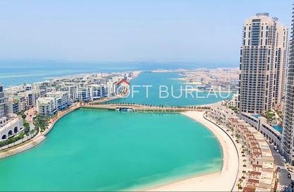 شقة - 3 غرف نوم - 4 حمامات للايجار في ابراج باي - منطقة الأبراج - جزيرة اللؤلؤة - الدوحة