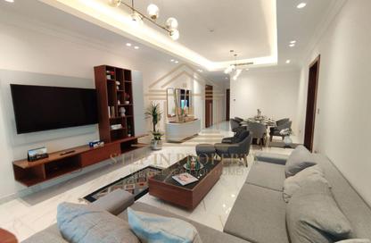 Apartment - 2 Bedrooms - 3 Bathrooms for rent in Giardino Apartments - The Pearl Island - Doha