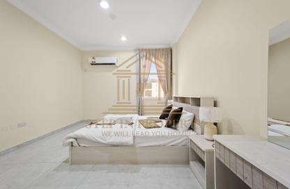 Apartment - 2 Bedrooms - 2 Bathrooms for rent in Al Sadd Road - Al Sadd - Doha Apartment - 2 Bedrooms - 2 Bathrooms for rent in Al Sadd Road - Al Sadd - Doha