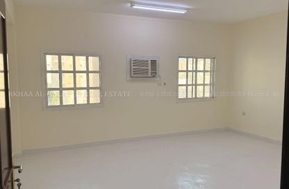 Apartment - 2 - 1 for rent in Umm Ghwailina Comm - Umm Ghuwalina - Umm Ghuwailina - Doha