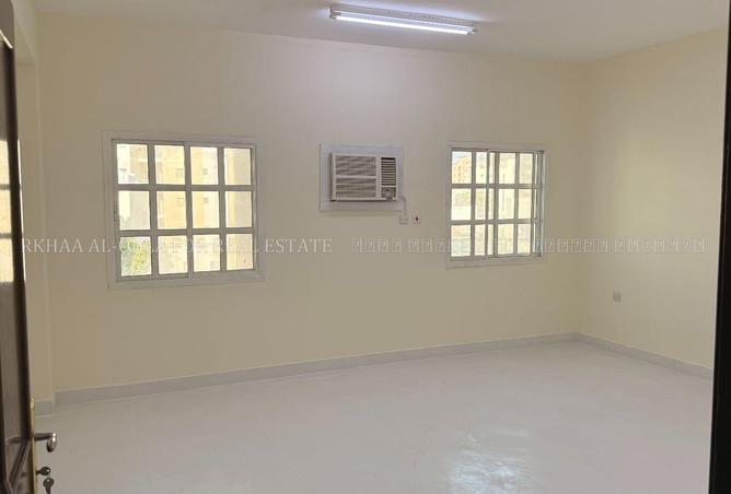 61280185 - Property Main Image
