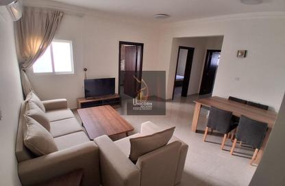 Apartment - 2 Bedrooms - 2 Bathrooms for rent in Bin Omran 35 - Fereej Bin Omran - Doha
