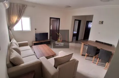 شقة - 2 غرف نوم - 2 حمامات للايجار في 35 بن عمران - فريج بن عمران - الدوحة