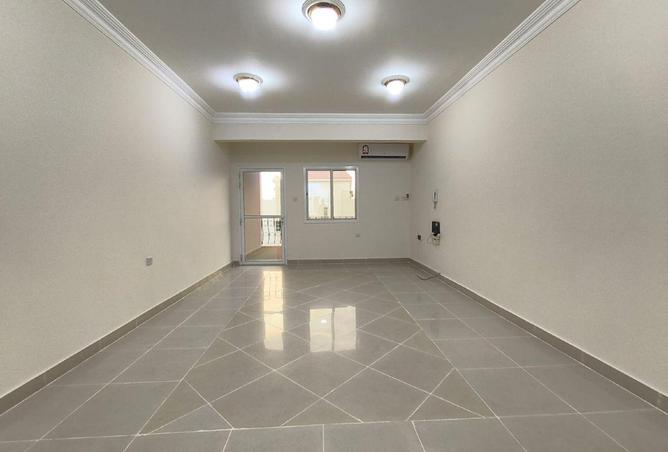 2ObtF8IJCvw - Property Main Image