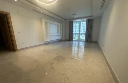 Apartment - 2 Bedrooms - 4 Bathrooms for rent in West Porto Drive - Porto Arabia - The Pearl Island - Doha