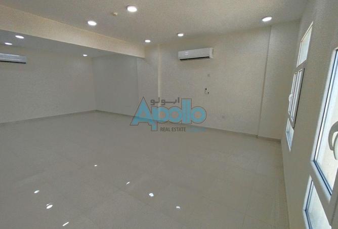 976832 - Property Image 2